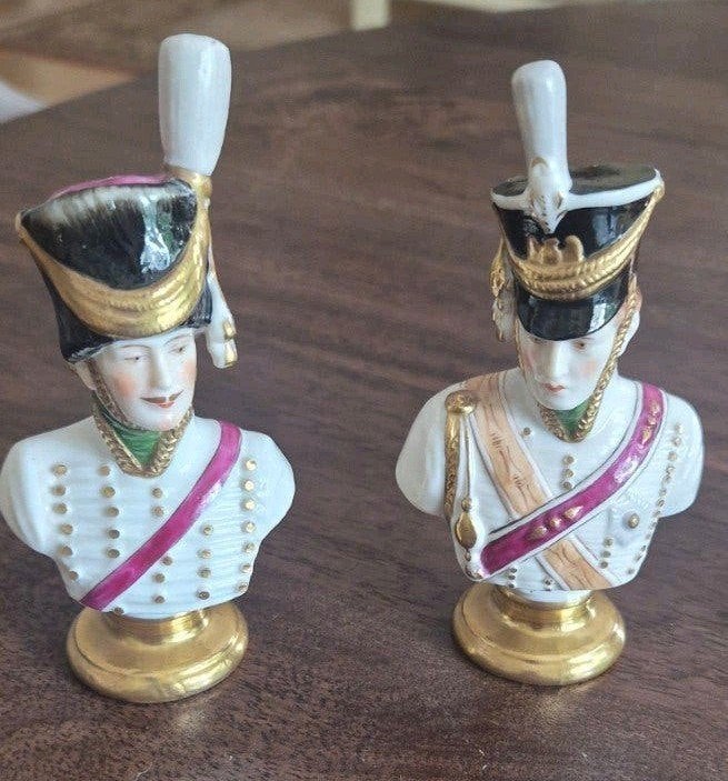 Kämmer porseleinen buste van Eugène Rose de Beauharnais, Ophalen