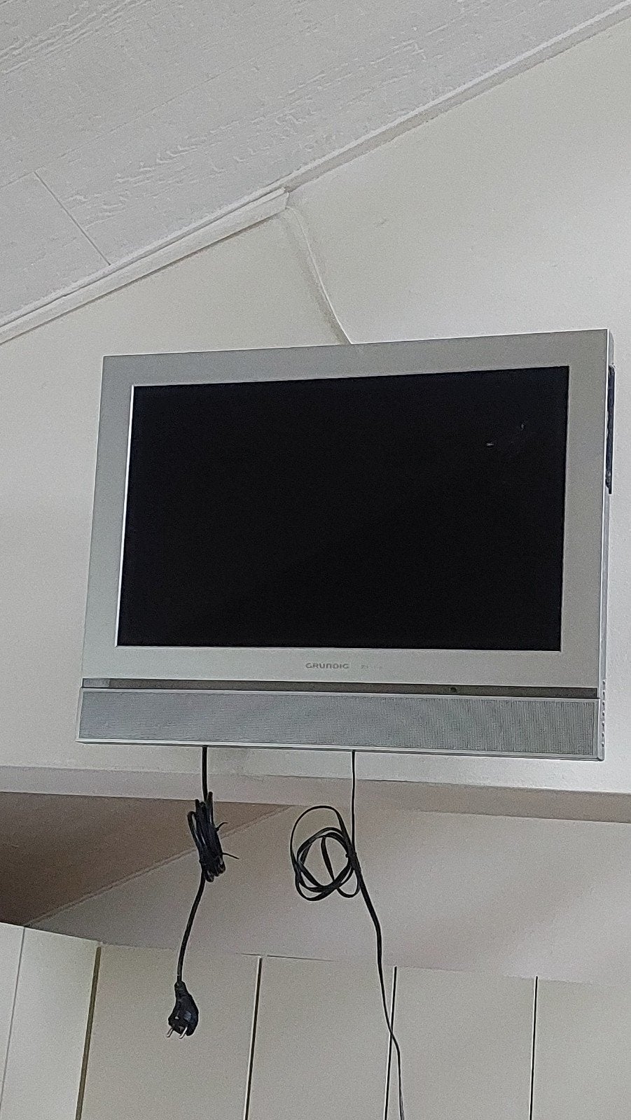 GRUNDIG televisie, Ophalen, Gebruikt, 50 Hz, LCD