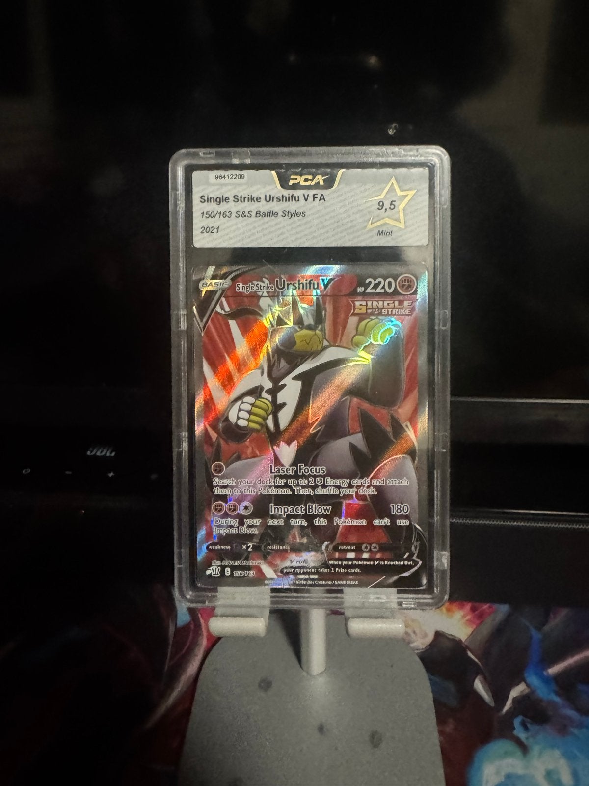 PCA 9.5 Mint Single Strike Urshifu V FA 150/163 Battle Style, Ophalen of Verzenden, Zo goed als nieuw, Losse kaart