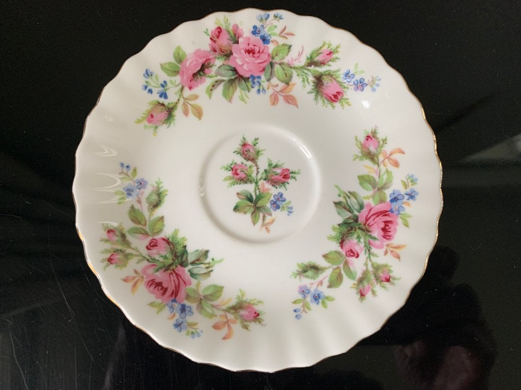 Royal Albert - schotel van koffiekop "Moss Rose", Ophalen of Verzenden, Zo goed als nieuw, Porselein, Kop en/of schotel