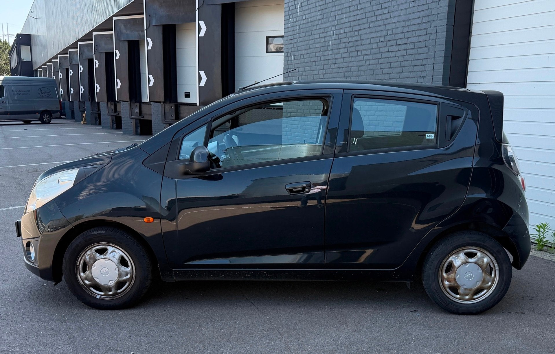 Chevrolet Spark 1.0 16V LE LAGEKILOMETERSTAND/5DEURS/AIRCO, Auto's, Voorwielaandrijving, Stof, Gebruikt, Zwart