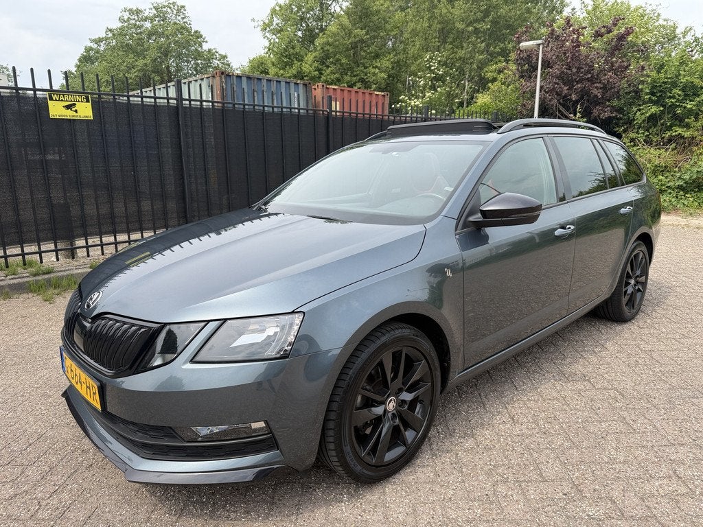 Skoda Octavia Combi 1.5 TSI DSG Greentech Sport Business Pan, Stof, Gebruikt, 150 pk, Origineel Nederlands
