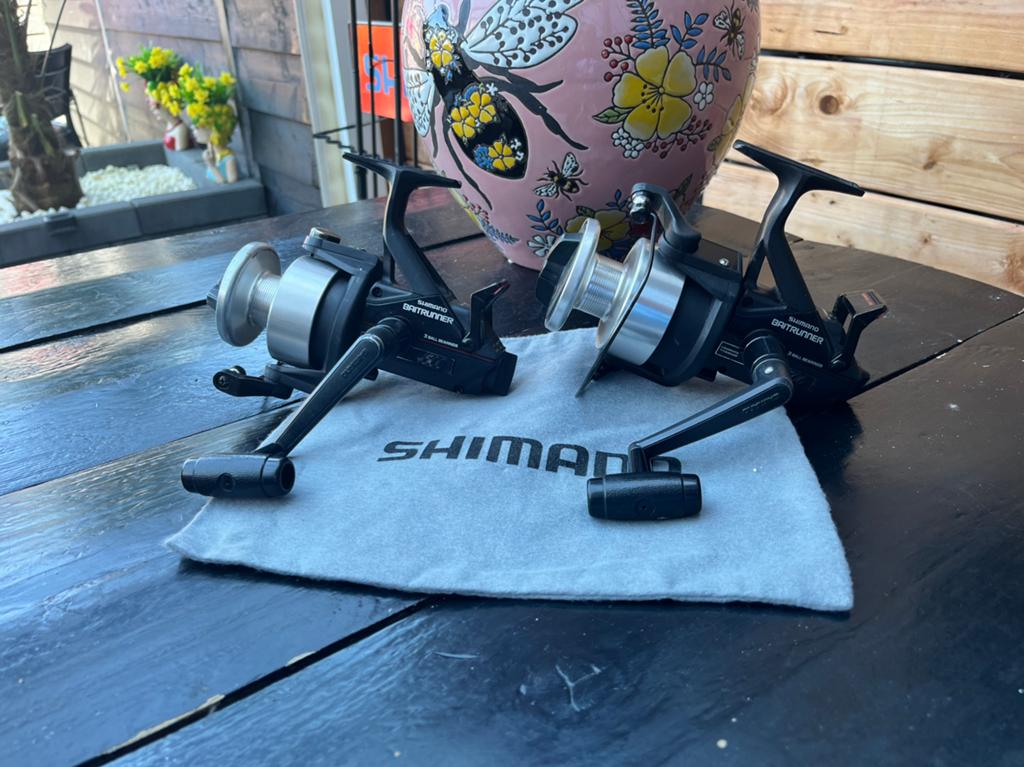 Shimano 4500 A baitrunner, Watersport en Boten, Ophalen, Zo goed als nieuw, Molen