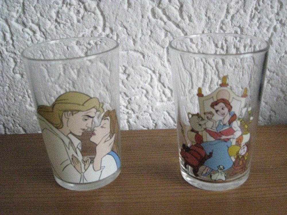 2 Disney Belle en het beest glazen, Ophalen of Verzenden, Assepoester of Belle, Zo goed als nieuw, Servies