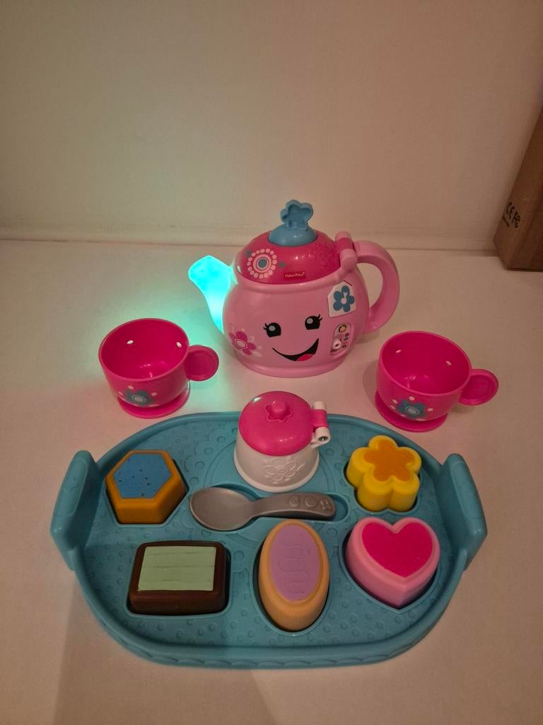 Fisher-Price Theeset met Licht en geluid, Kinderen en Baby's, Speelgoed | Fisher-Price, Ophalen of Verzenden, Zo goed als nieuw