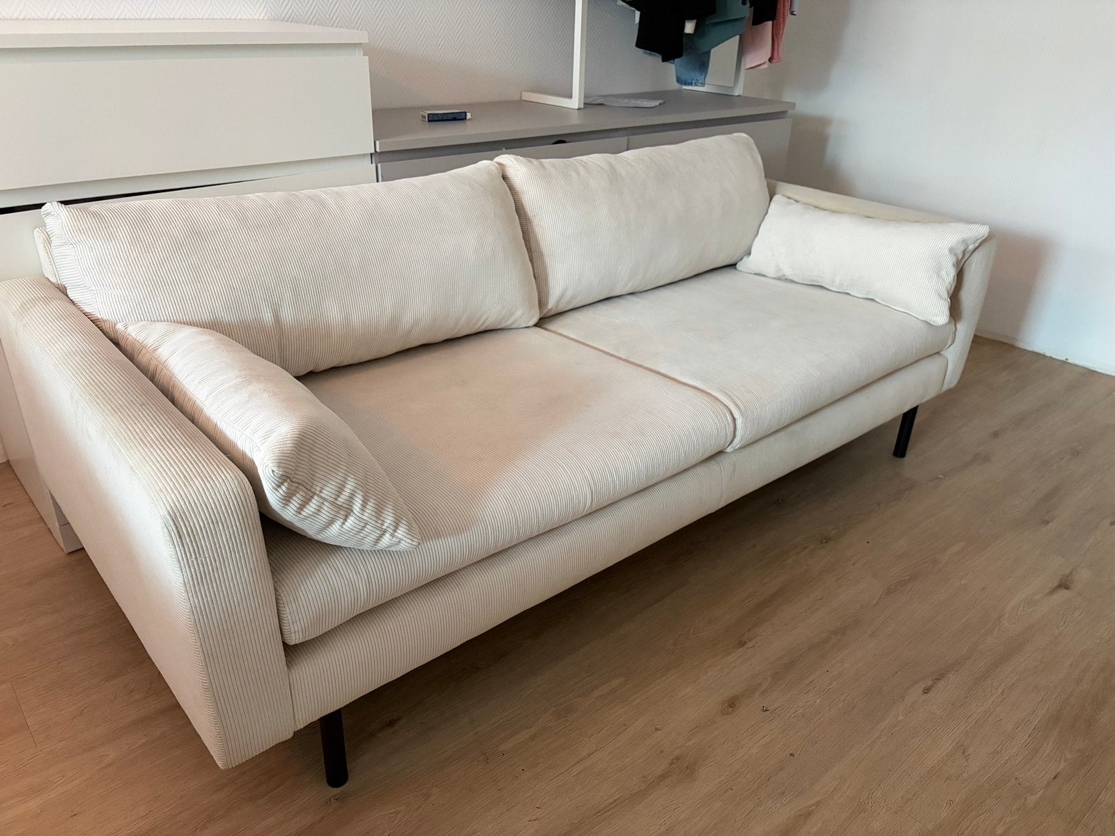 Comfortabele 2-zits bank in ribstof - Crème, Ophalen, Gebruikt, Tweepersoons, 75 tot 100 cm