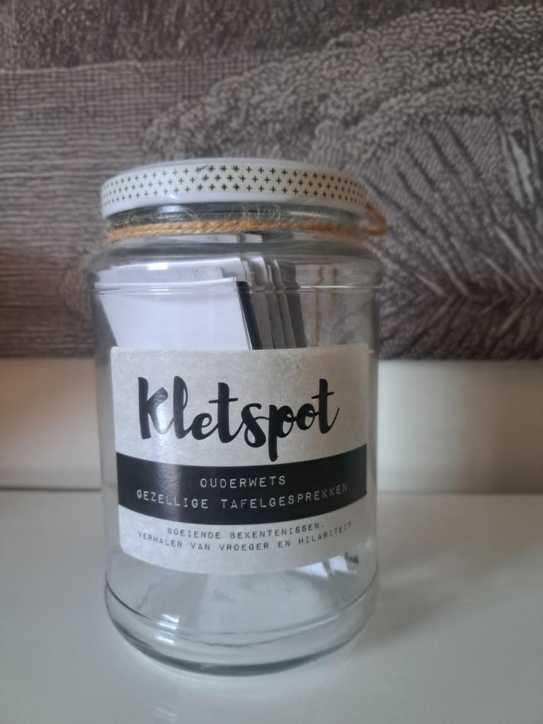 Kletspot, Ophalen, Nieuw