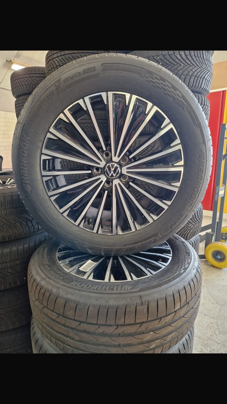 Volkswagen Tiguan 18 inch zomer Tyron Tarraco Kodiaq Q3, Auto-onderdelen, Banden en Velgen, Ophalen, 18 inch, Banden en Velgen