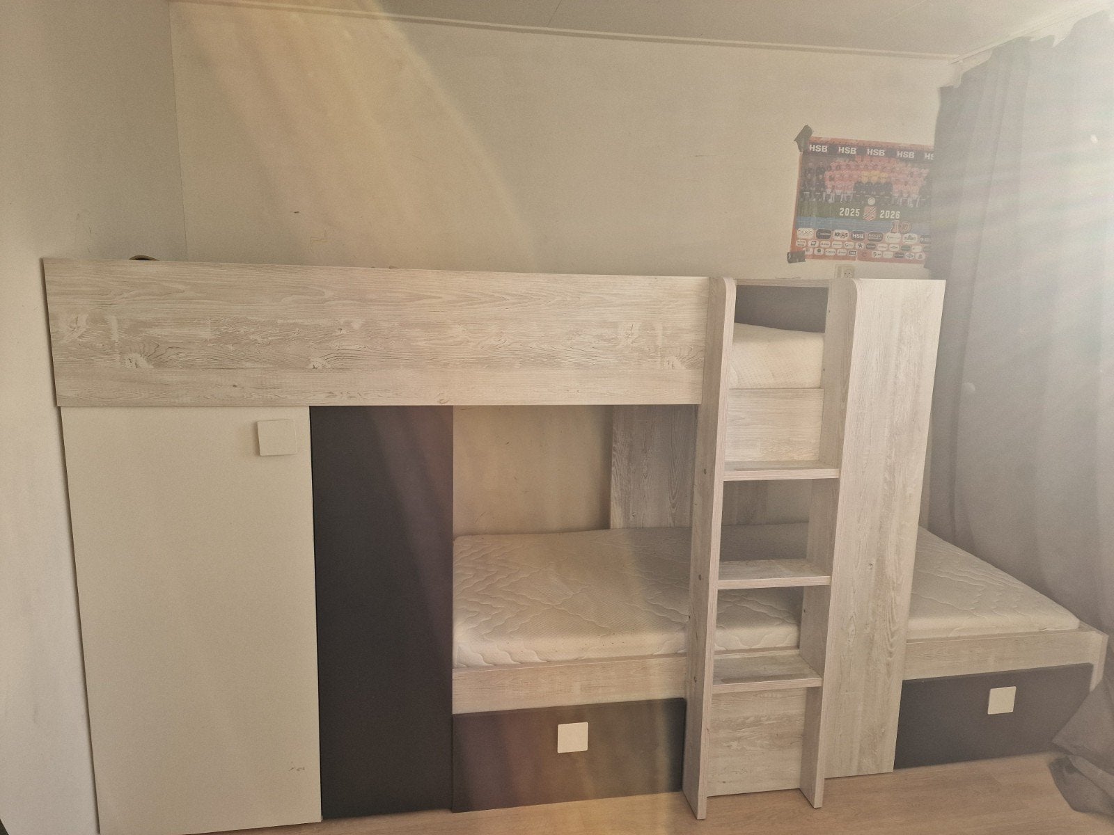 Stevig stapelbed met ladder en opbergruimte, Huis en Inrichting, Ophalen