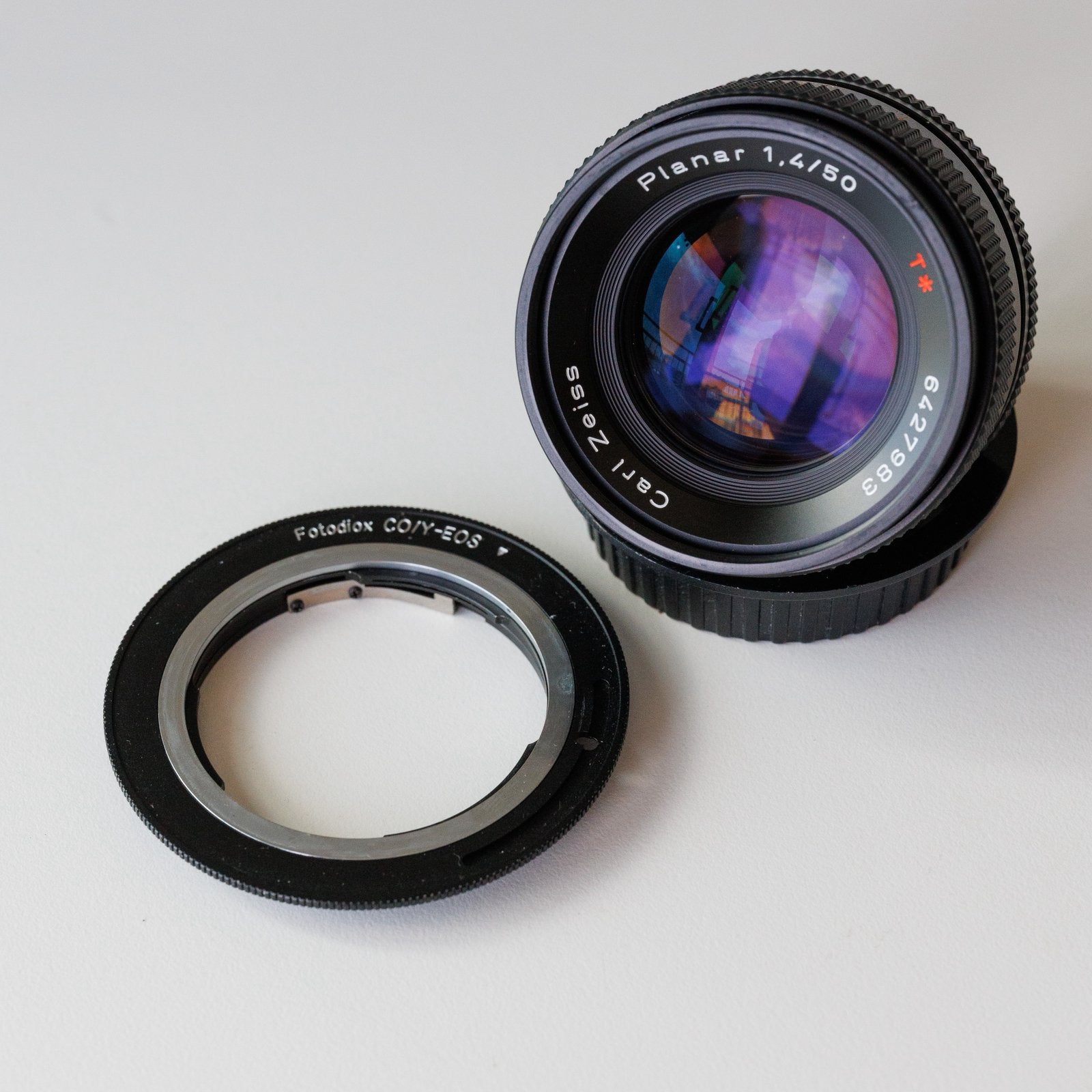 Carl Zeiss Planar 50mm 1.4 voor C/Y met Canon EF Adapter, Gebruikt, Ophalen of Verzenden, Overige vattingen, 50 mm