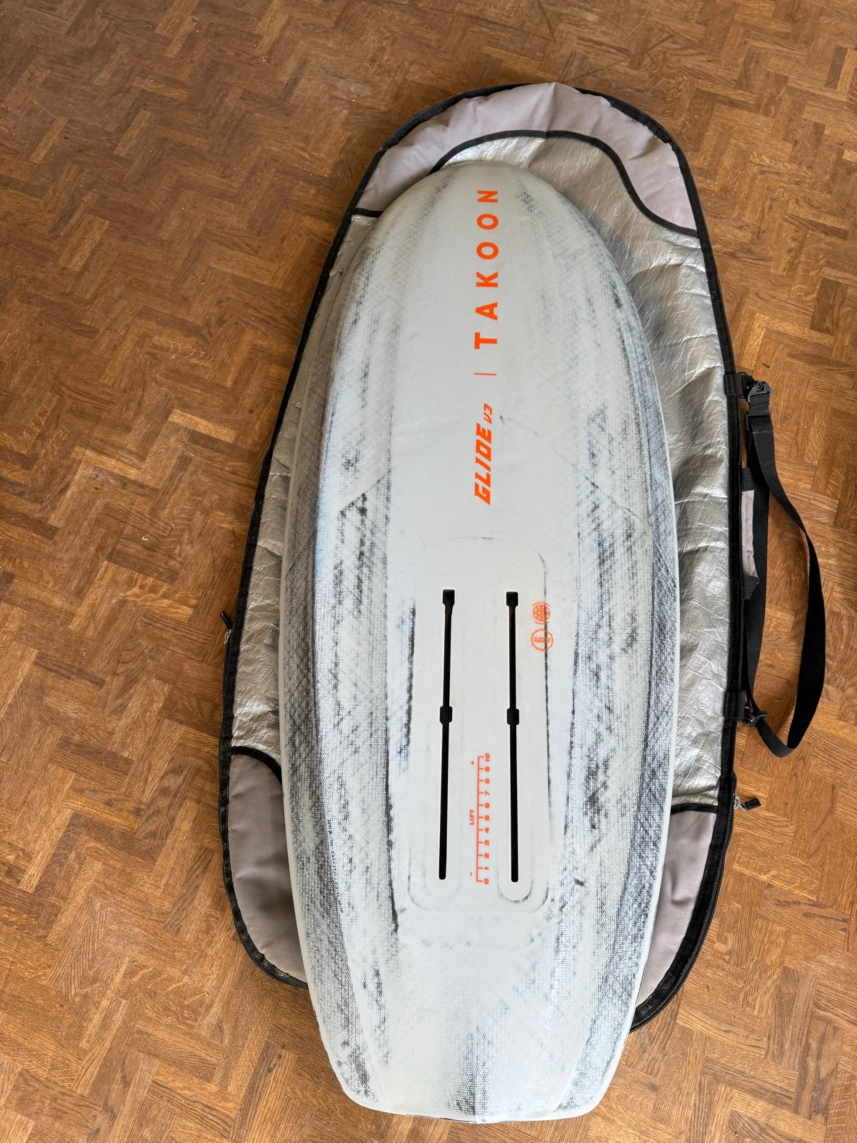 Takoon Glide V3 Foilboard met draagtas, Ophalen of Verzenden, Gebruikt, Wingsurf-board