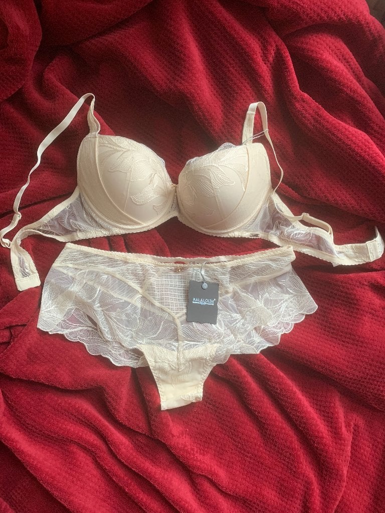 New Balaloum underwear, Ophalen of Verzenden, BH