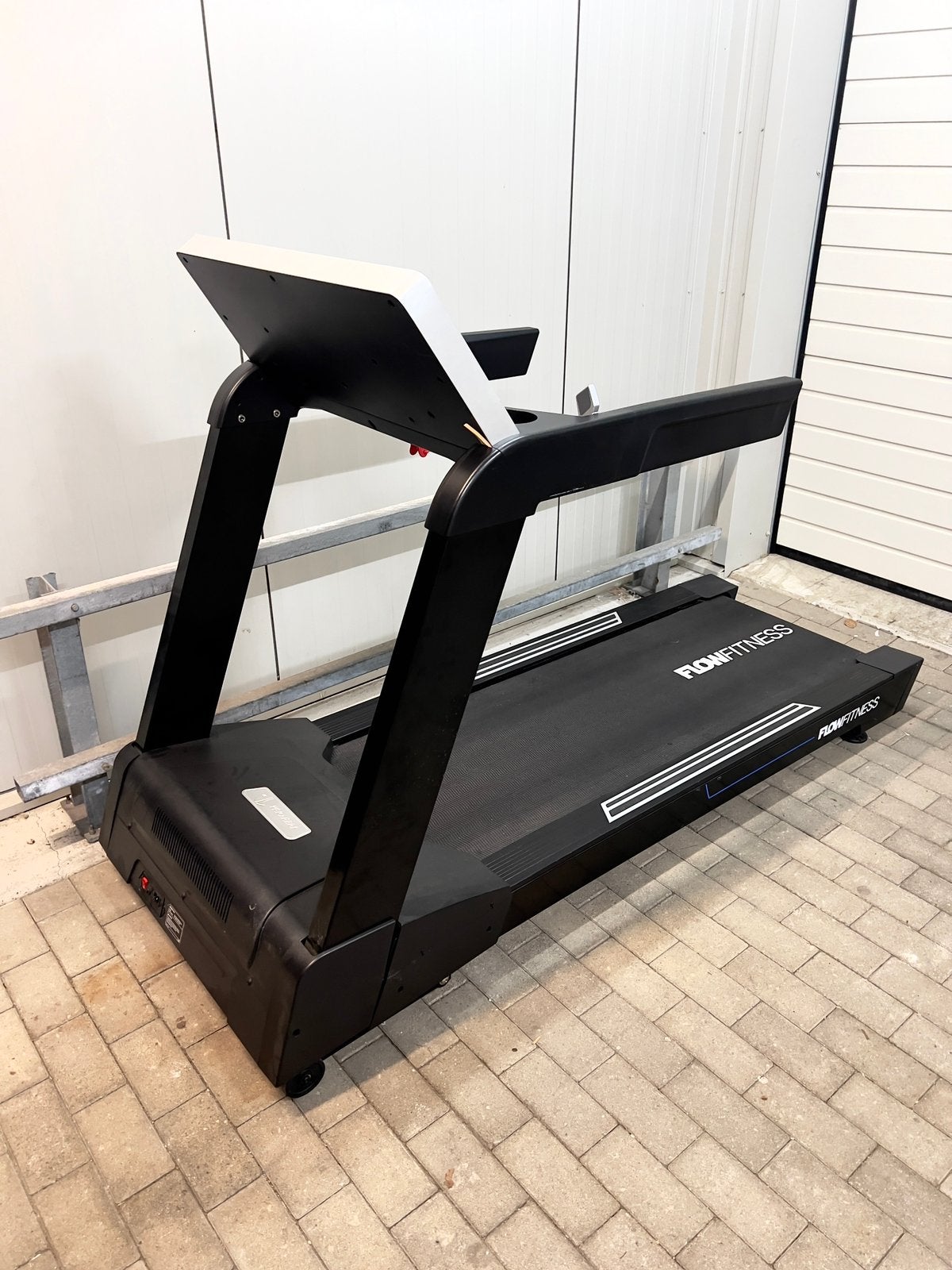 Foto 4 van Loopband Flow Fitness Perform T3i - MOET NU WEG