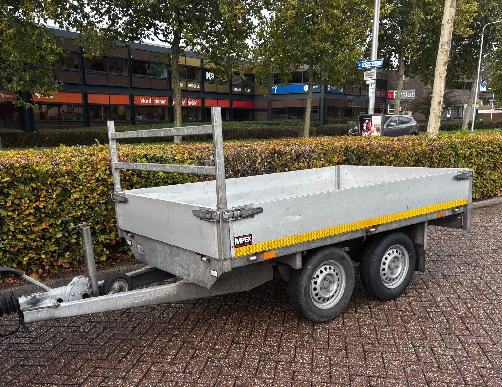 Te huur tendemasser, Ophalen, Zo goed als nieuw