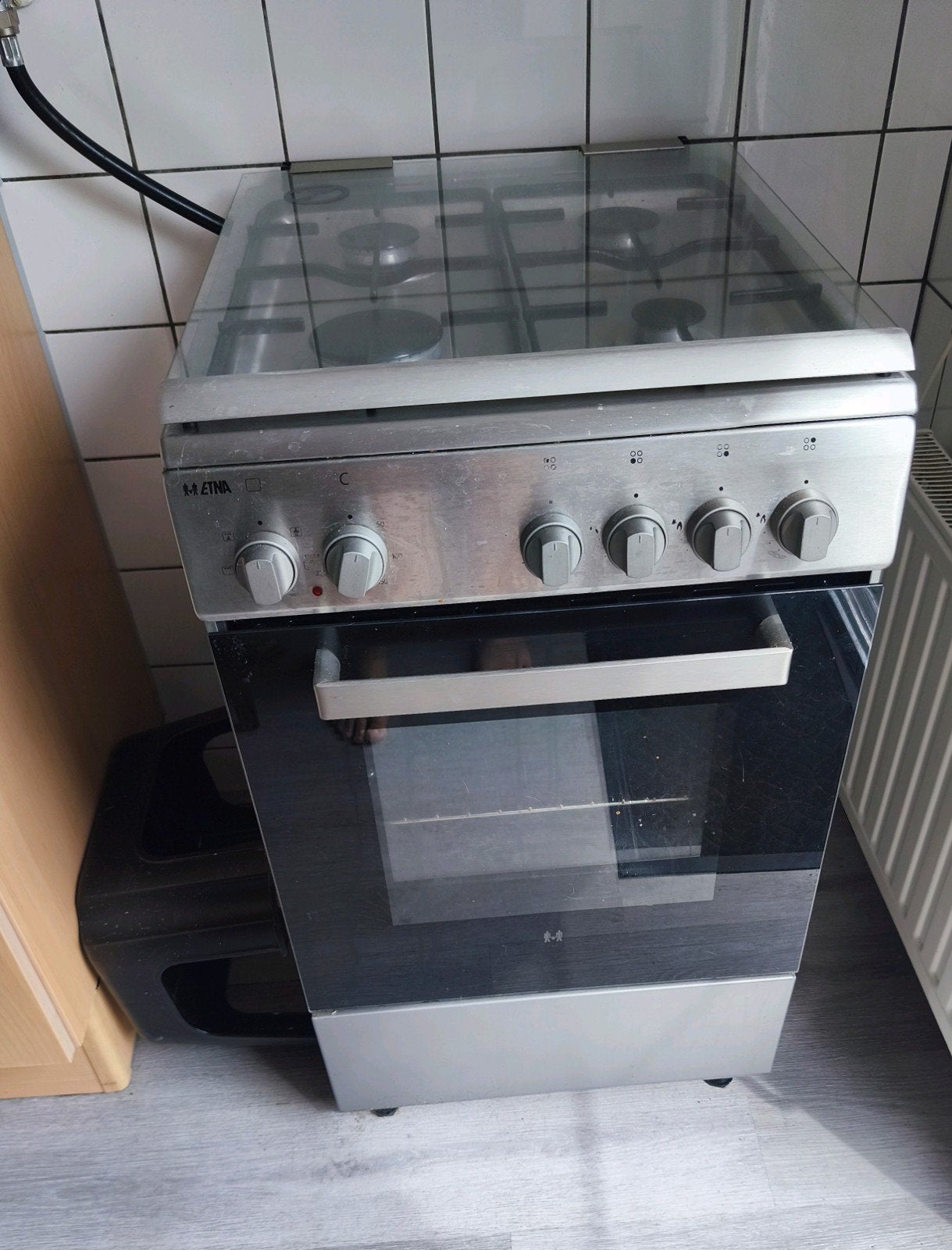 Etna gasfornuis, Witgoed en Apparatuur, Fornuizen, Ophalen, Gebruikt, 4 kookzones, Gas