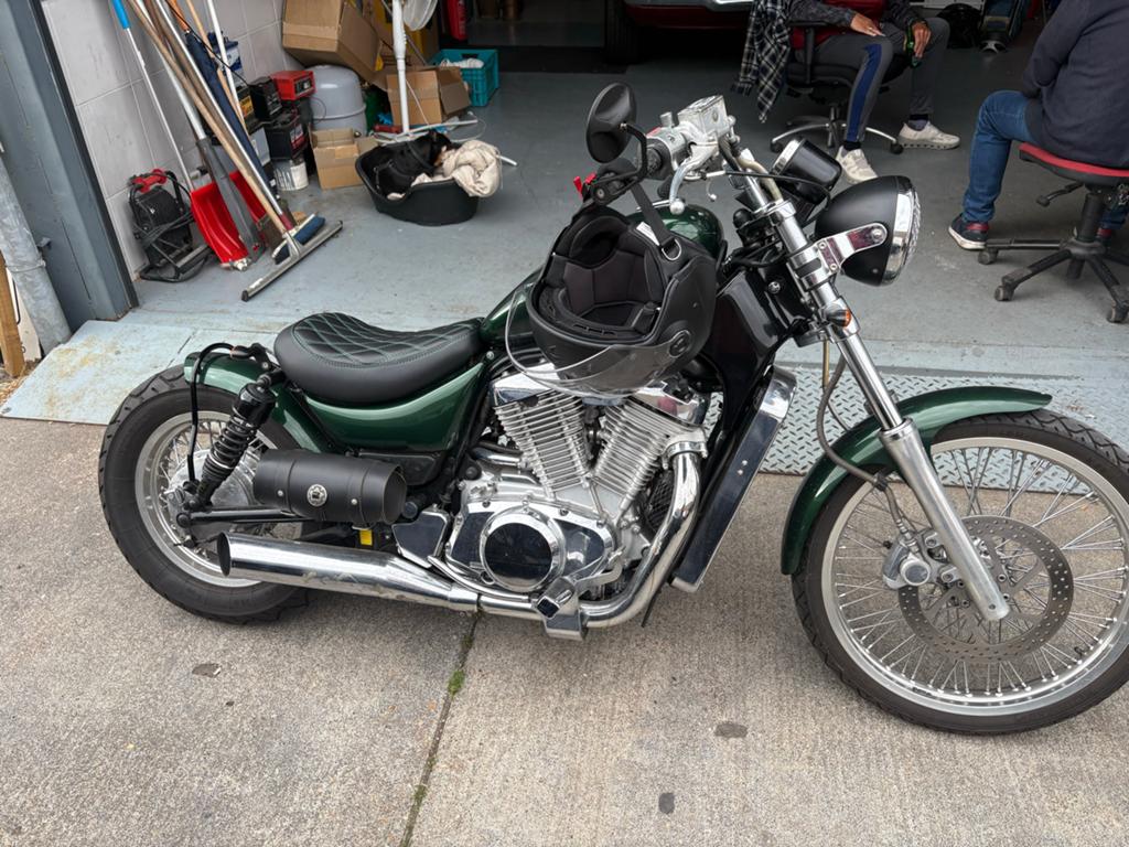 Oldtimer Suzuki Intruder VS52A Chopper - Groen, 2 cilinders, Gebruikt, Particulier, Meer dan 35 kW