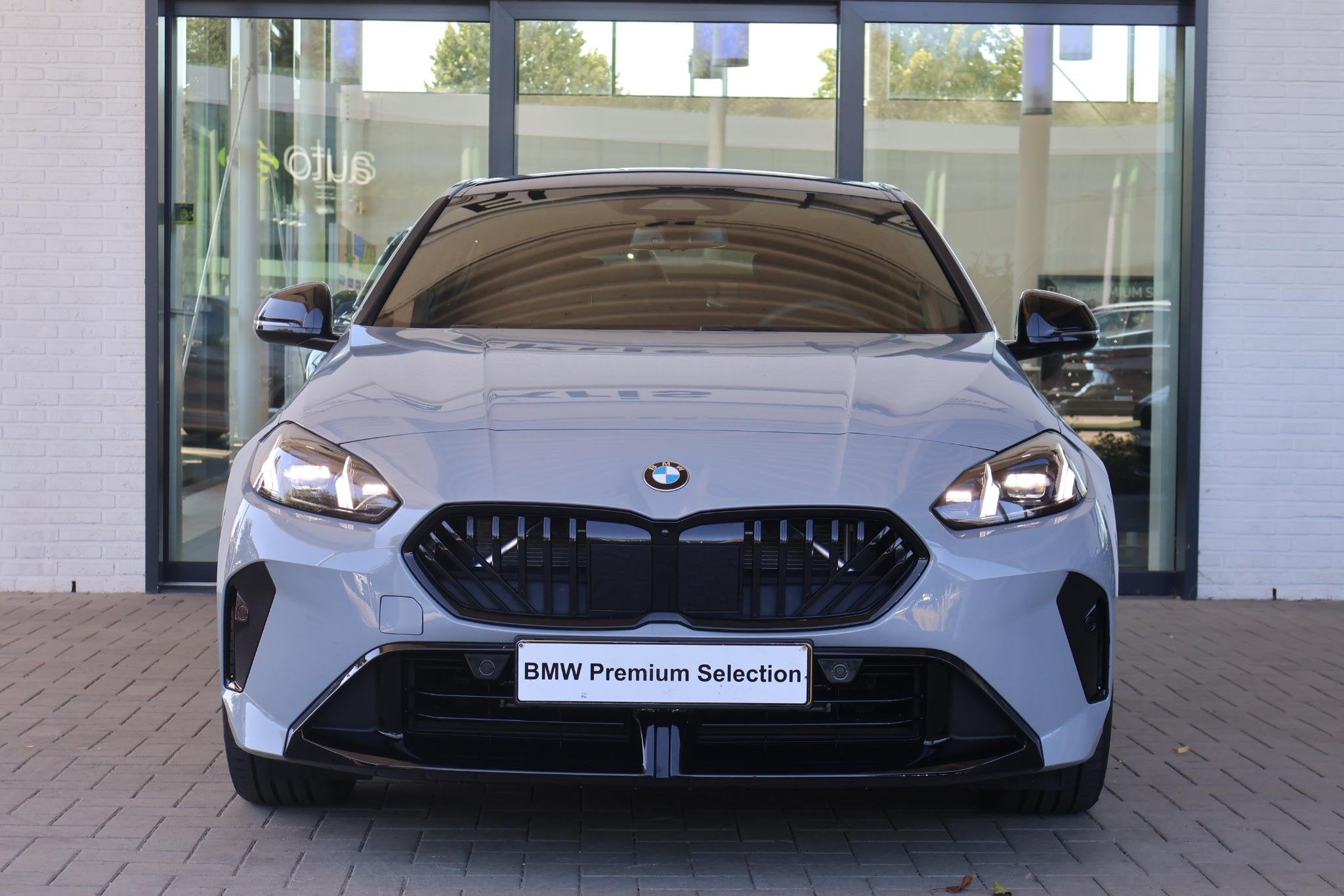BMW 1-serie 120 M Sport Design Edition | M Sport | Premium P, Met garantie (alle), Origineel Nederlands, Bedrijf, 19 km/l