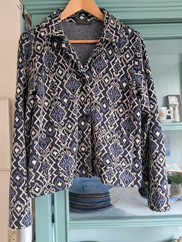 Giulia e Tu jasje maat 38, Ophalen of Verzenden, Zo goed als nieuw, Maat 38/40 (M)