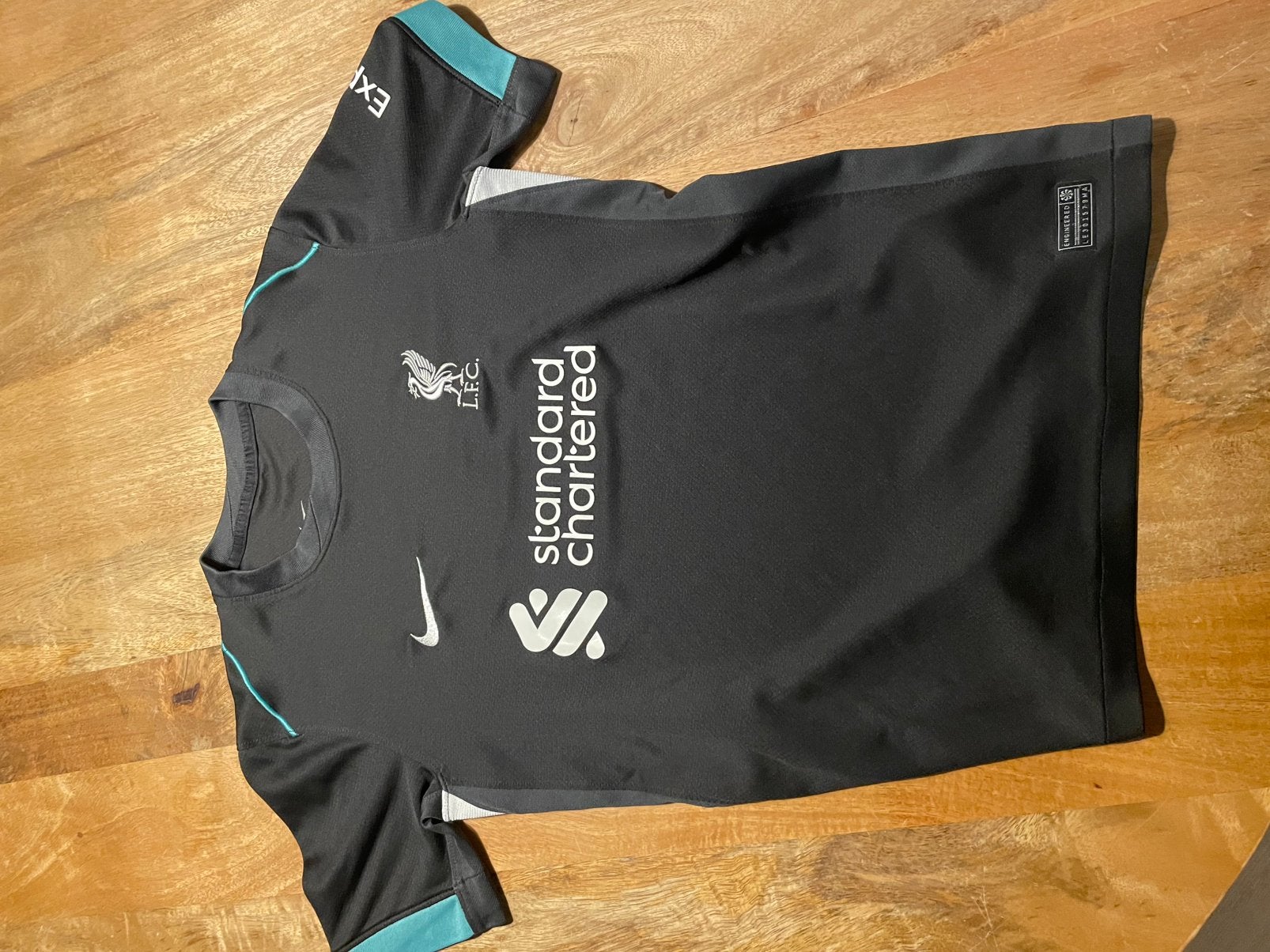 Liverpool FC T-shirt maat 158, Kleding | Heren, Ophalen of Verzenden, Zo goed als nieuw, Overige maten, Rood