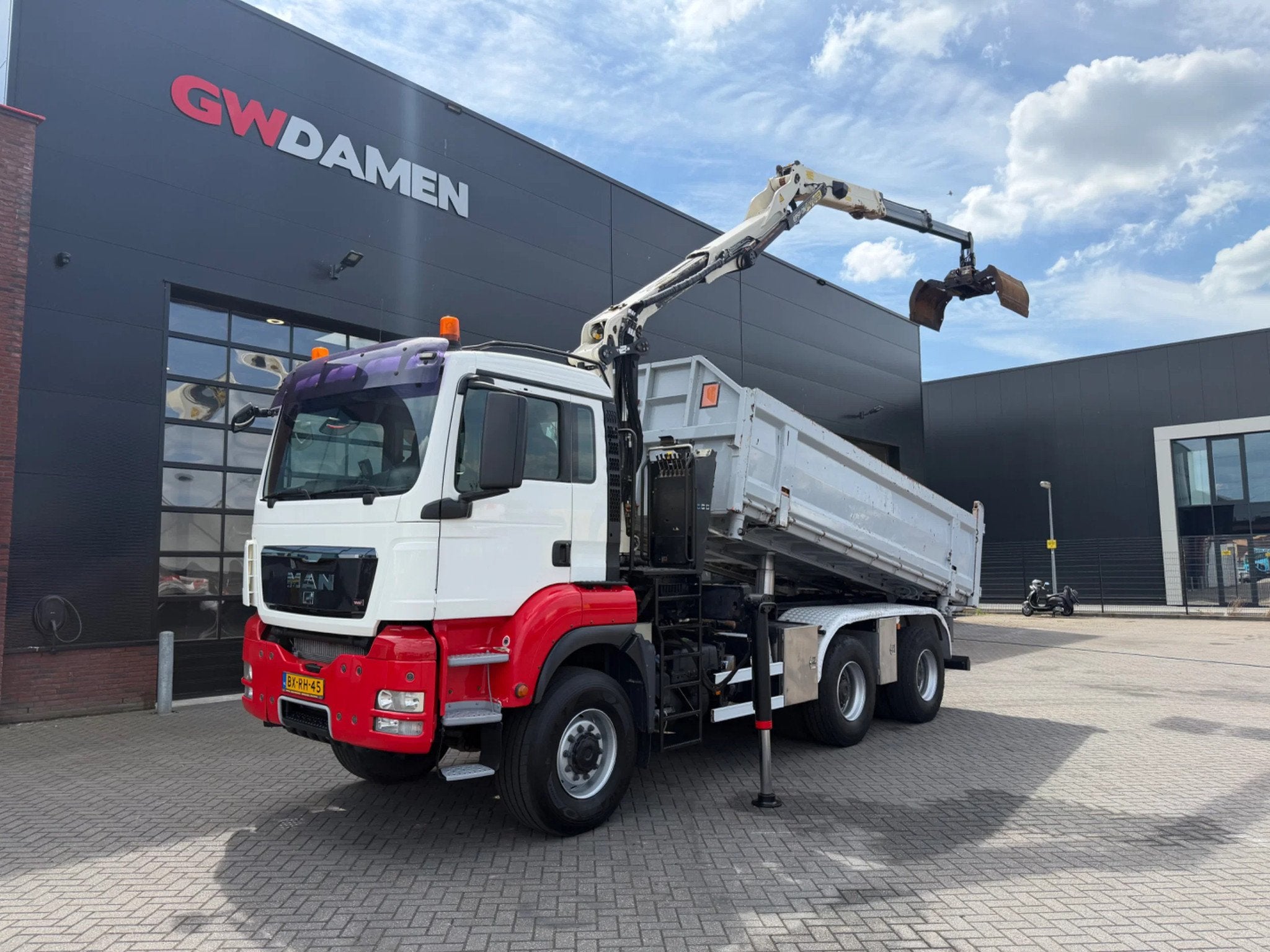 MAN TGS 26.360 6x6 Kipper / Z kraan Euro 5 (bj 2010), Auto's, Automaat, Euro 5, Navigatiesysteem, Diesel
