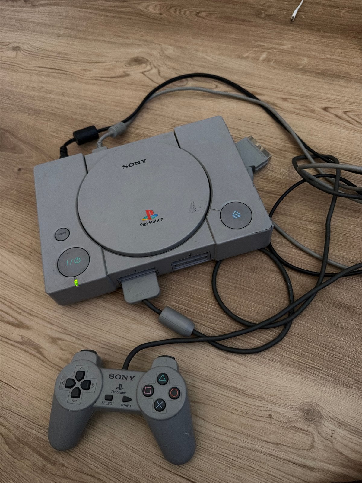 Sony PlayStation 1 (PS1) met controller (m2451008625) — Spelcomputers ...