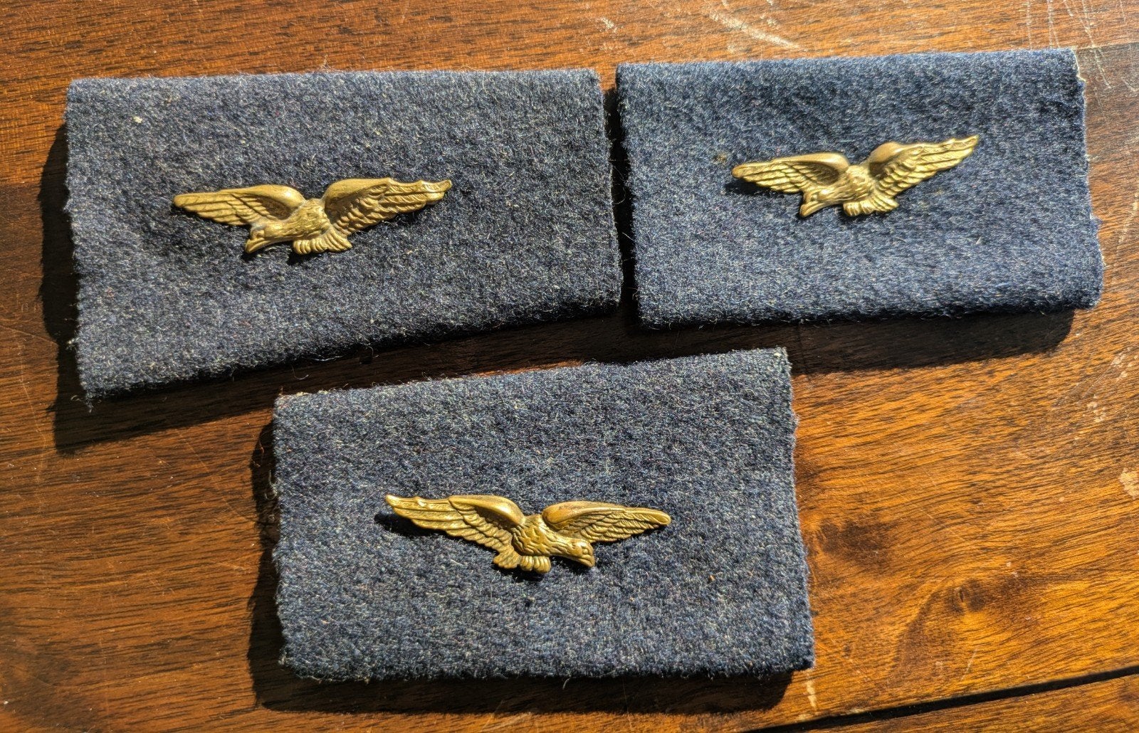 3 Franse luchtmacht epauletten Adelaar, Verzamelen, Ophalen of Verzenden, Luchtmacht, Embleem of Badge