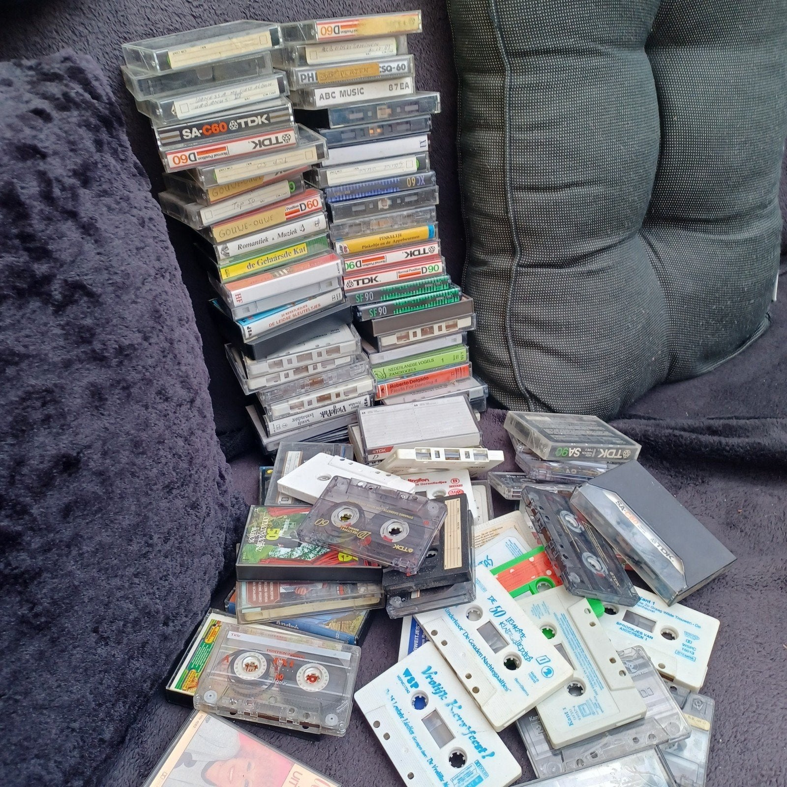 ruim 80 casettebandjes  20€, Cd's en Dvd's, Cassettebandjes, Ophalen of Verzenden, Zo goed als nieuw, 1 bandje