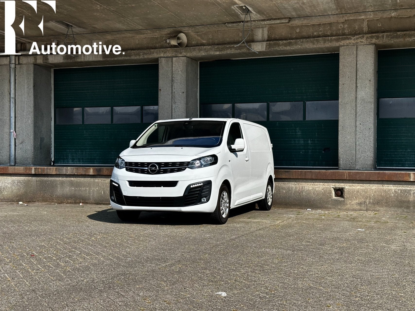Opel Vivaro bestel 1.5 CDTI L2H1 Edition, Auto's, Bestelauto's, Voorwielaandrijving, 1556 kg, 4 cilinders, Leder en Stof