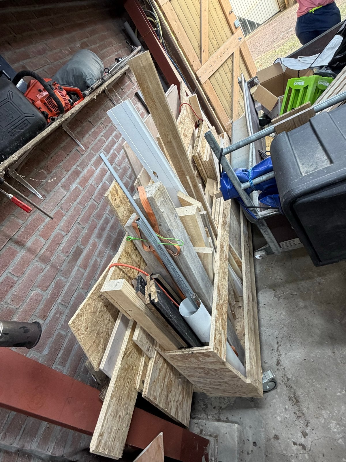 Diverse Houten playen, Planken en Balken, Doe-het-zelf en Verbouw, Hout en Planken, Ophalen, 25 tot 50 mm, Grenen, Overige typen