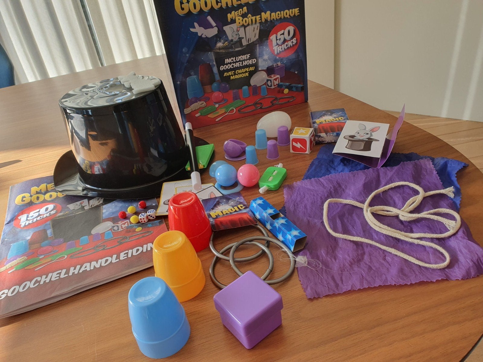 Mega Goocheldoos met 150 trucs en goochelhoed, Ophalen of Verzenden, Zo goed als nieuw, Jongen of Meisje