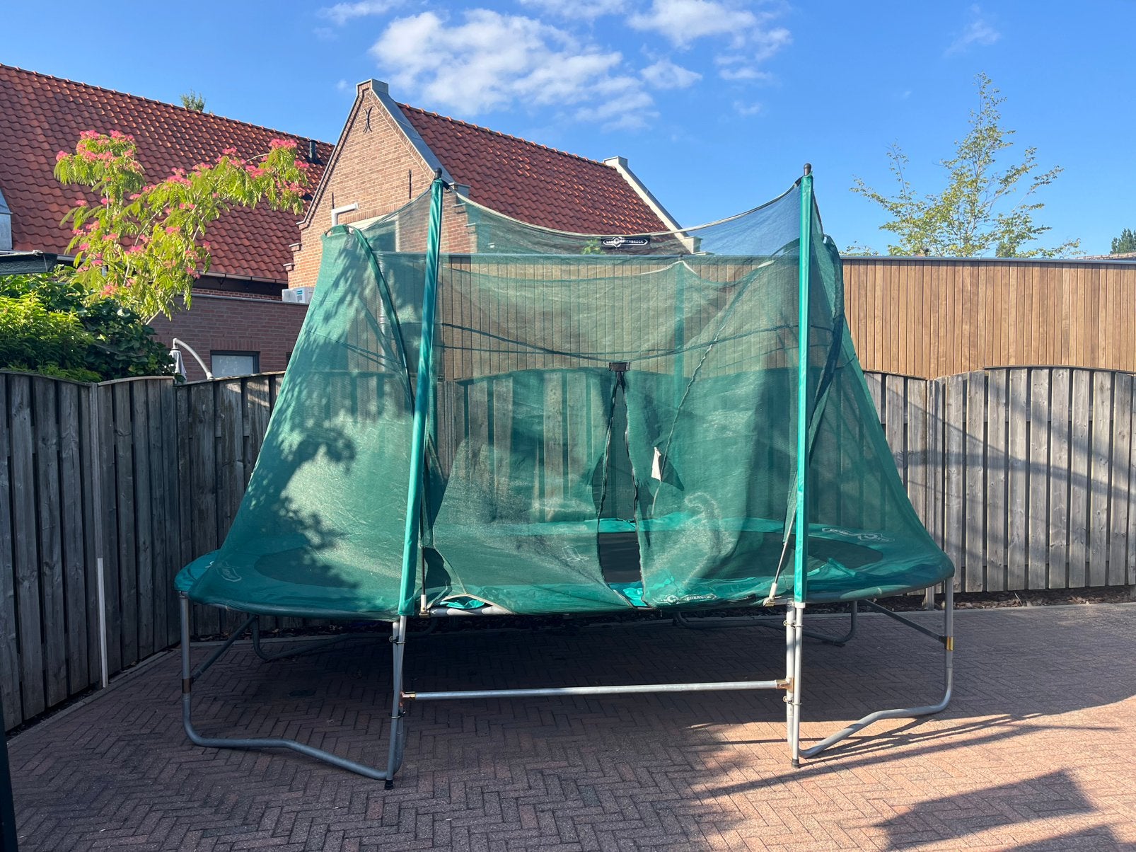 Ovale trampoline 423x244 incl trap en afdekzeil, Ophalen, Zo goed als nieuw