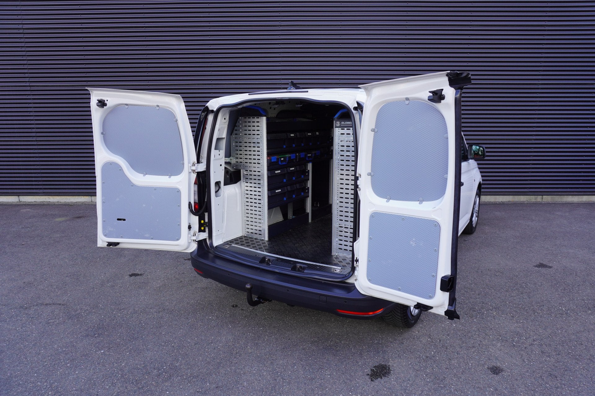 Volkswagen Caddy Cargo 2.0 TDI 102PK 2x Schuifdeur Trekhaak, Auto's, Voorwielaandrijving, 1518 kg, 4 cilinders, Volkswagen