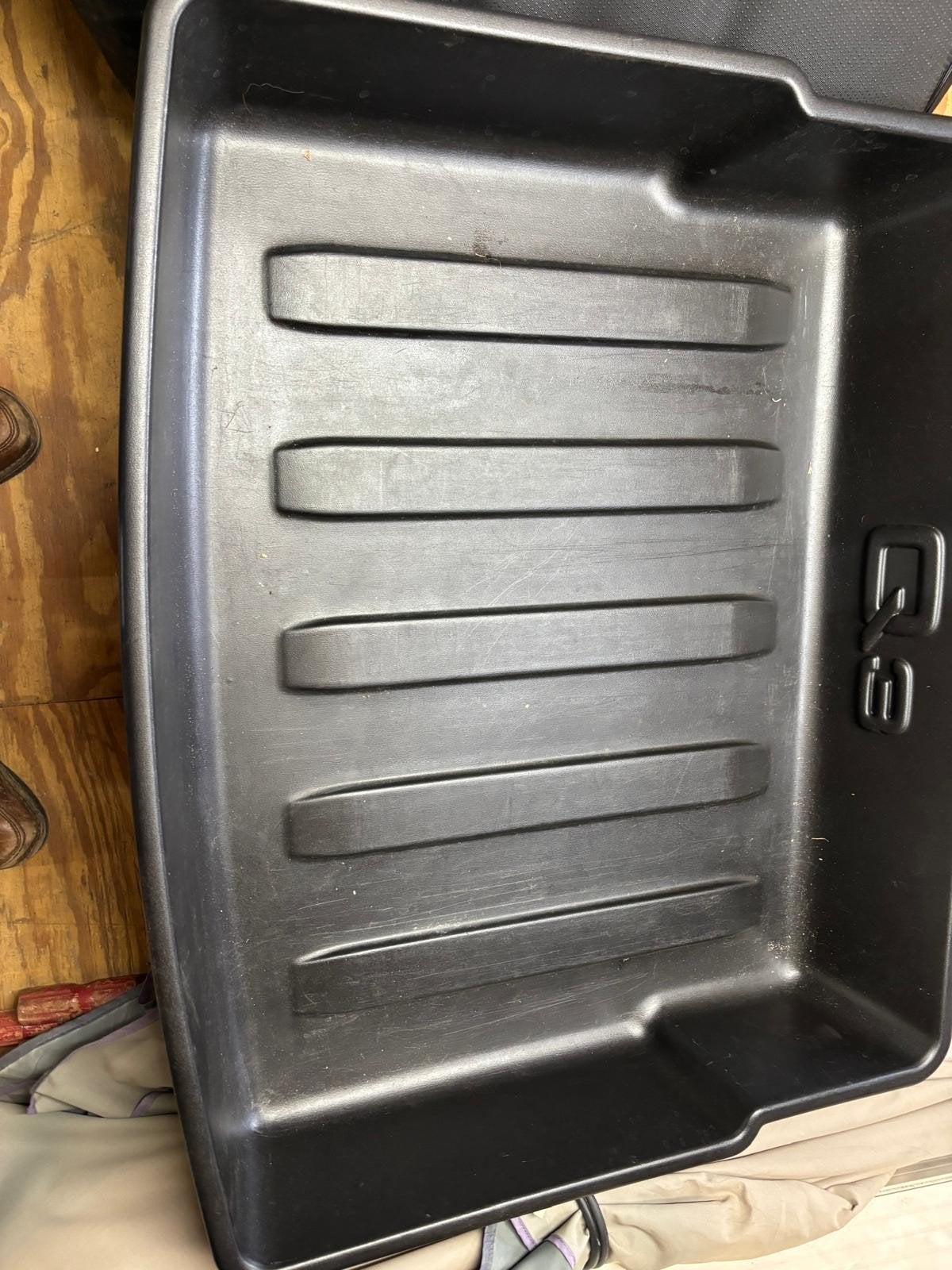 kunststof kofferbak bak audi Q3 sportback, Ophalen
