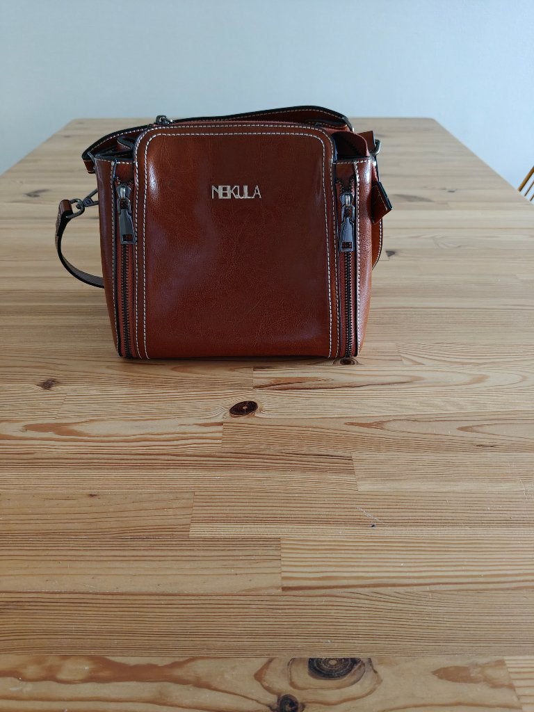 Bruine leren schouder tas, Ophalen of Verzenden, Zo goed als nieuw, Bruin, Schoudertasje