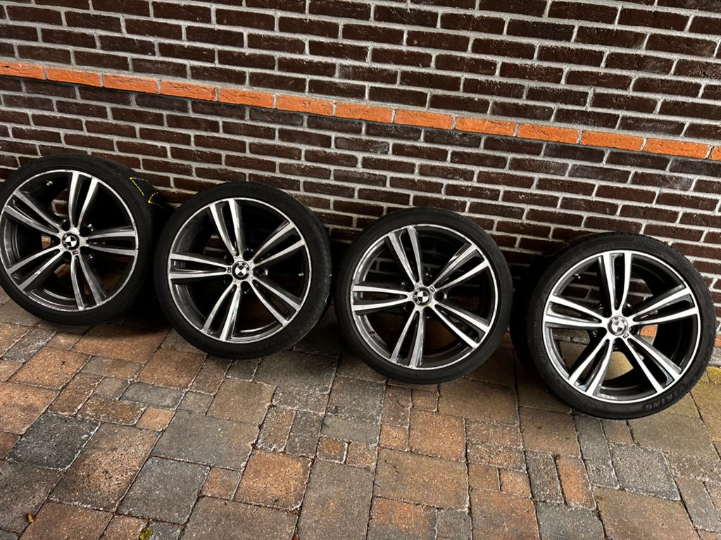Originele BMW breedset velgen met zomerbanden 19 inch, Auto-onderdelen, Banden en Velgen, Gebruikt, Banden en Velgen, Personenwagen