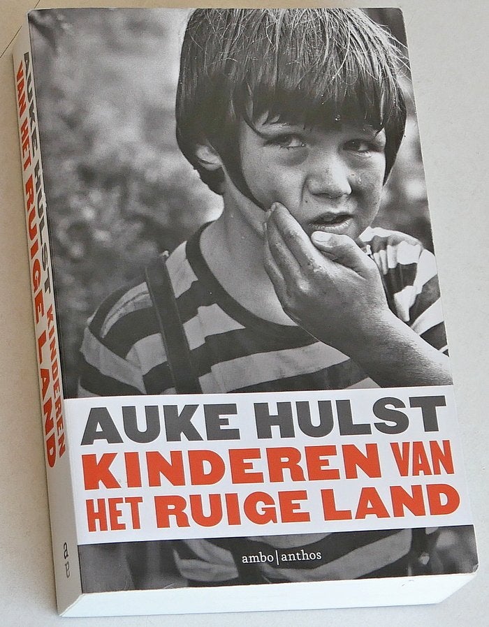 Auke Hulst:    Kinderen van het Ruige Land, Ophalen of Verzenden, Zo goed als nieuw, Auke Hulst, Nederland