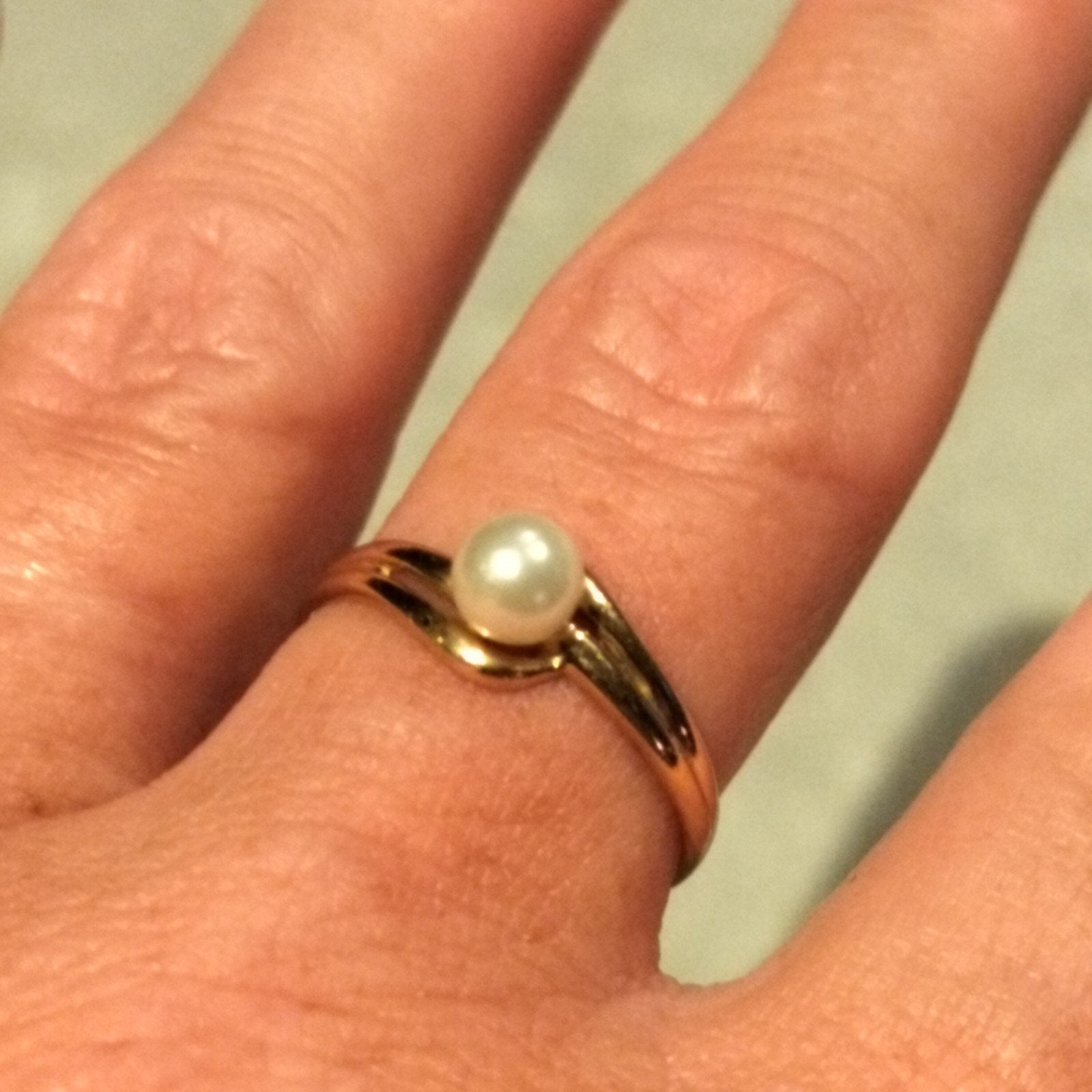 14 Karaats Gouden Ring met Parel - Maat 17 mm, Gebruikt, Ophalen of Verzenden, 17 tot 18, Dame