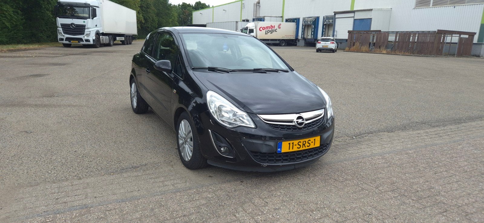 Opel Corsa 1.2 16V 3D 2011 Zwart, Auto's, Opel, Particulier, Corsa, Benzine, A, Hatchback, Handgeschakeld, Origineel Nederlands