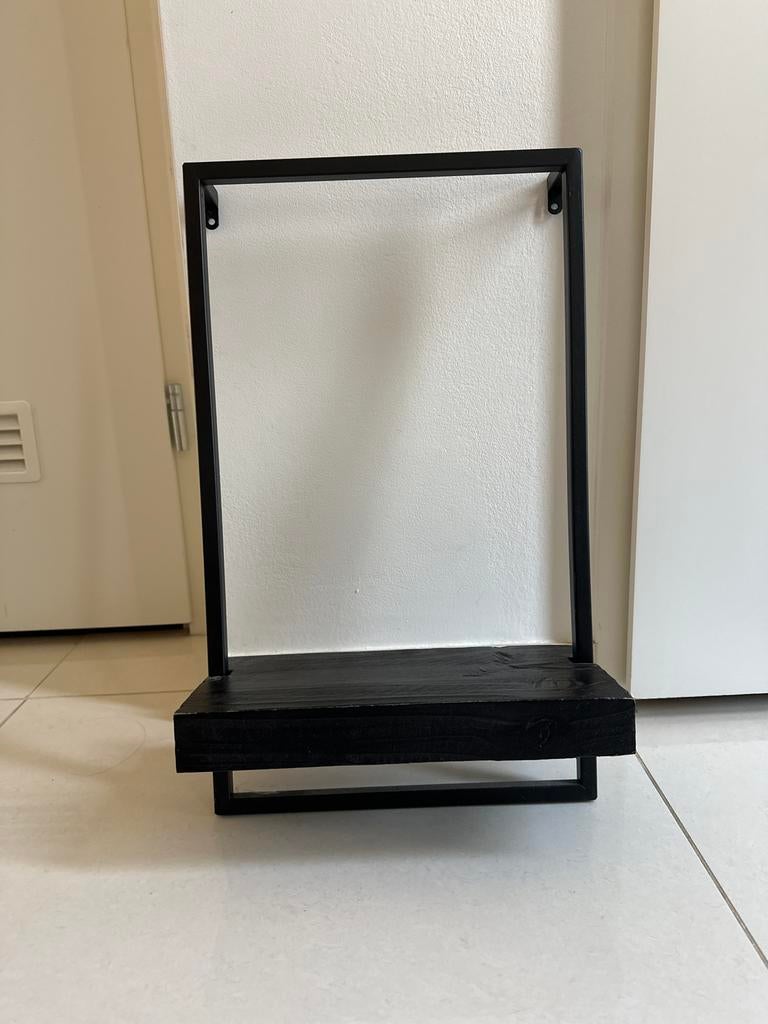 Zwart metalen frame met houten plank - wanddecoratie, Ophalen of Verzenden, Gebruikt