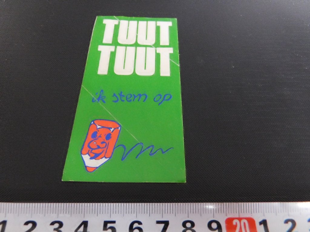 sticker politiek CDA tuut tuut ik stem op ... lubbers, Ophalen, Zo goed als nieuw