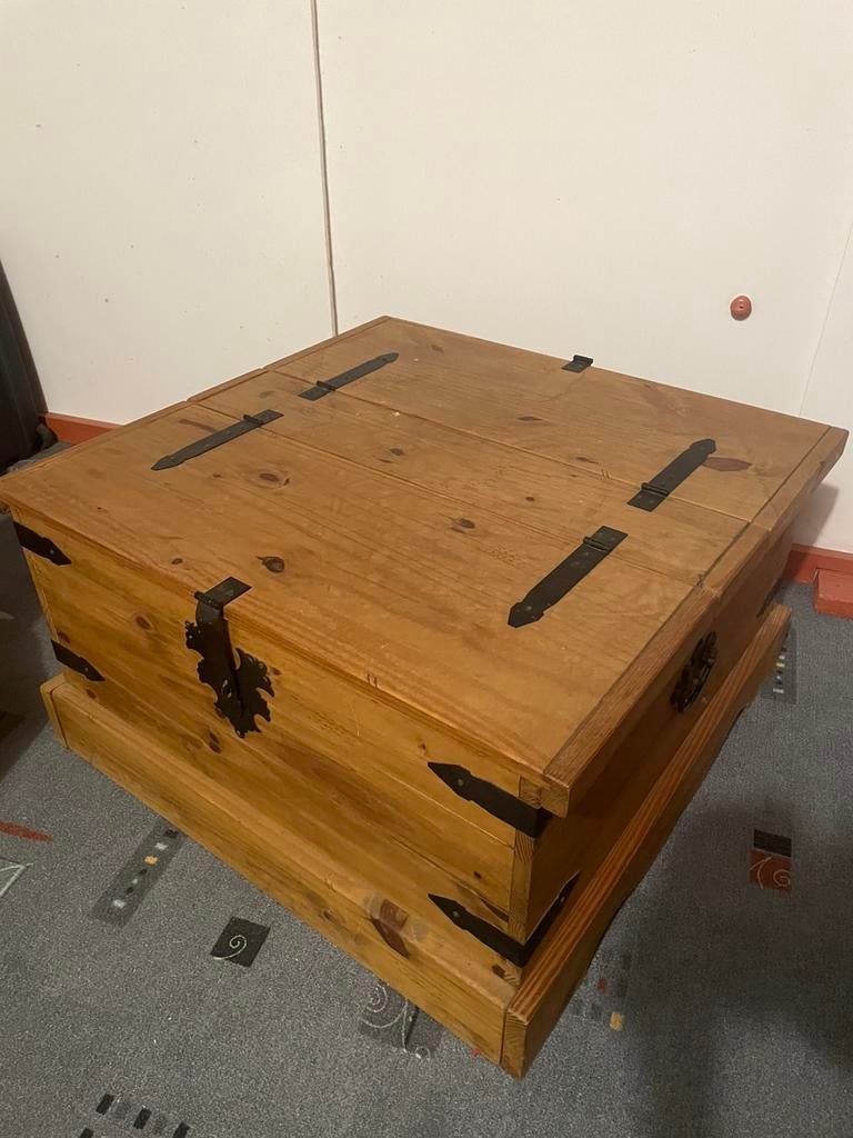 Mooie dekenkist met 2 kleppen, Ophalen, Gebruikt, 50 tot 100 cm, 75 tot 100 cm