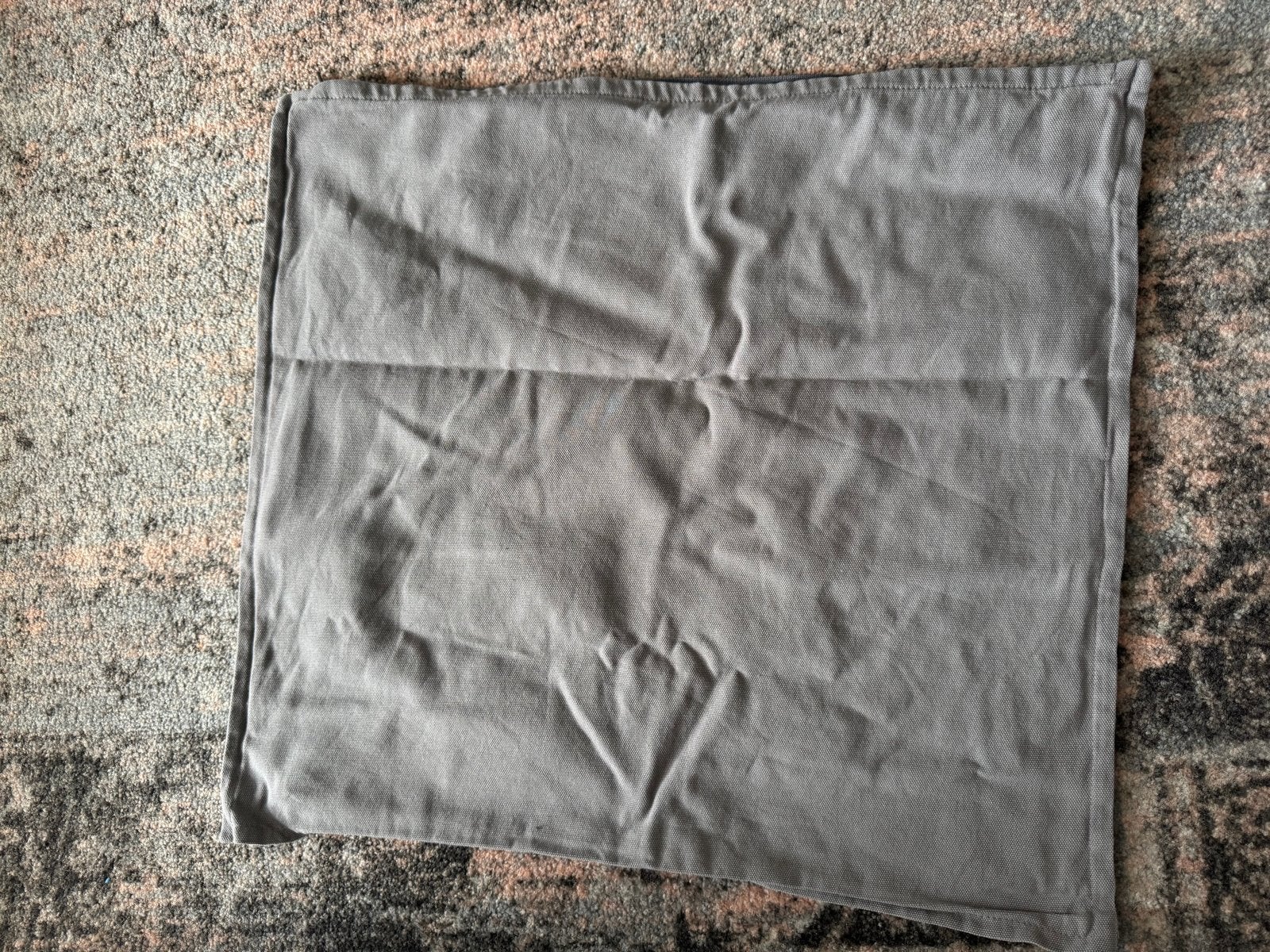 IKEA GURLI Kussenhoes Grijs 50x50 cm, Ophalen of Verzenden, Gebruikt, Grijs, Vierkant
