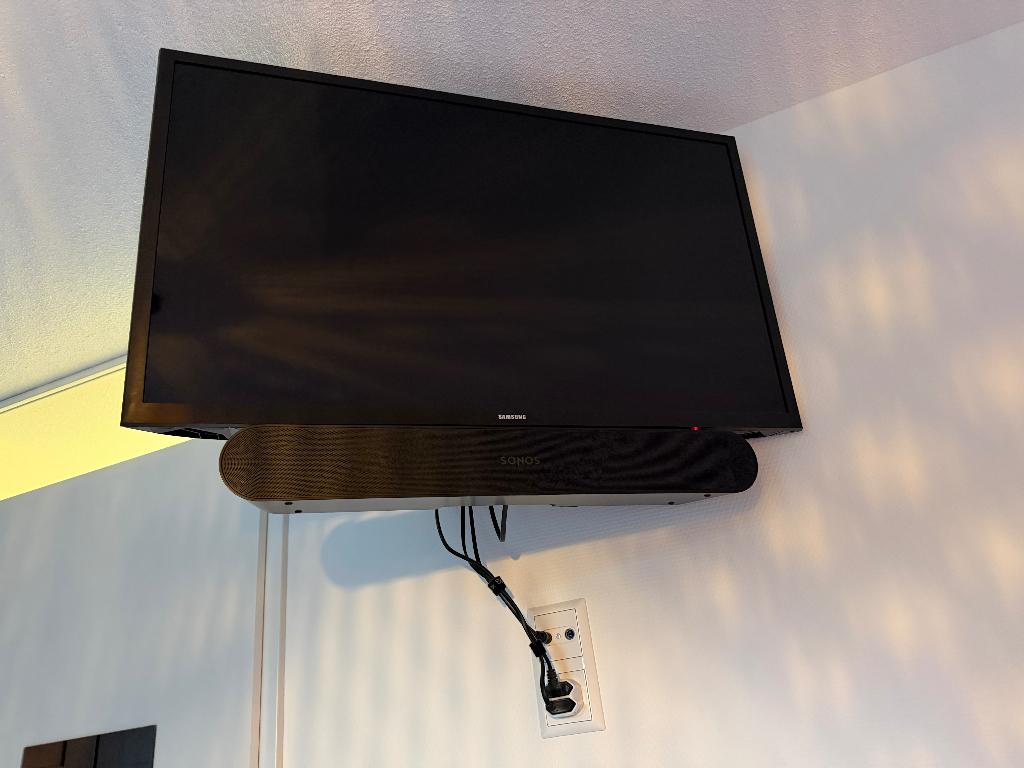 Samsung UE32T5300AW met Sonos Ray en Vogel's muurbeugel, Audio, Tv en Foto, Televisies, Ophalen, 50 Hz, 80 tot 100 cm, Samsung