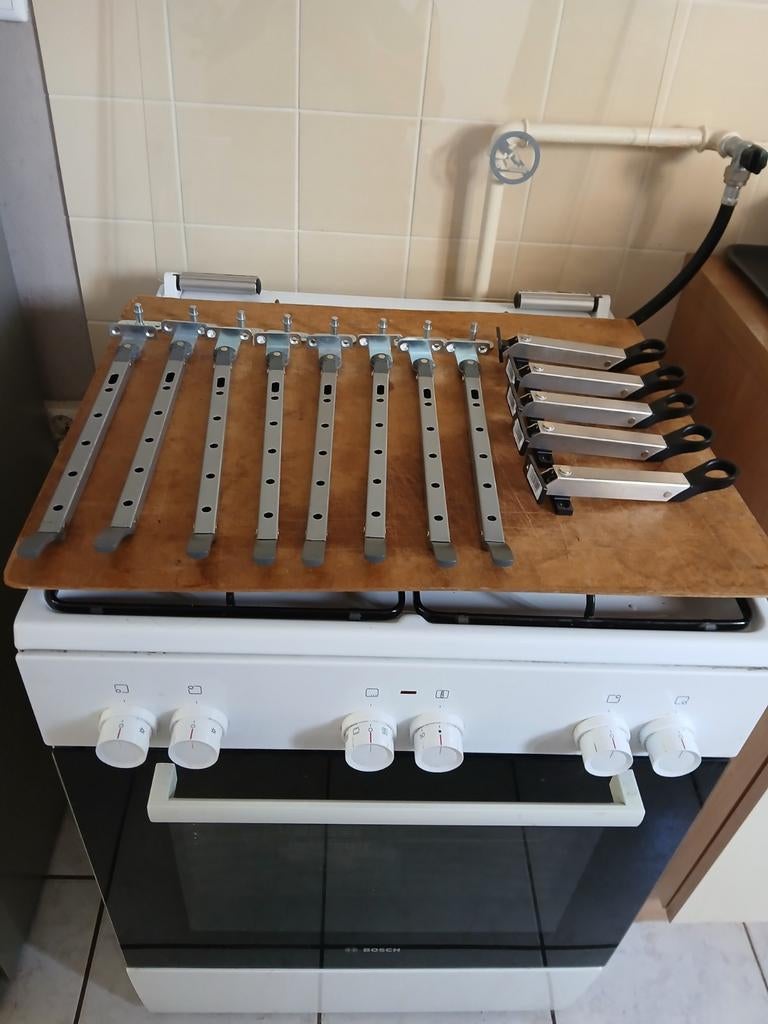 Raamcombies en uitzetijzers, Ophalen, Nieuw