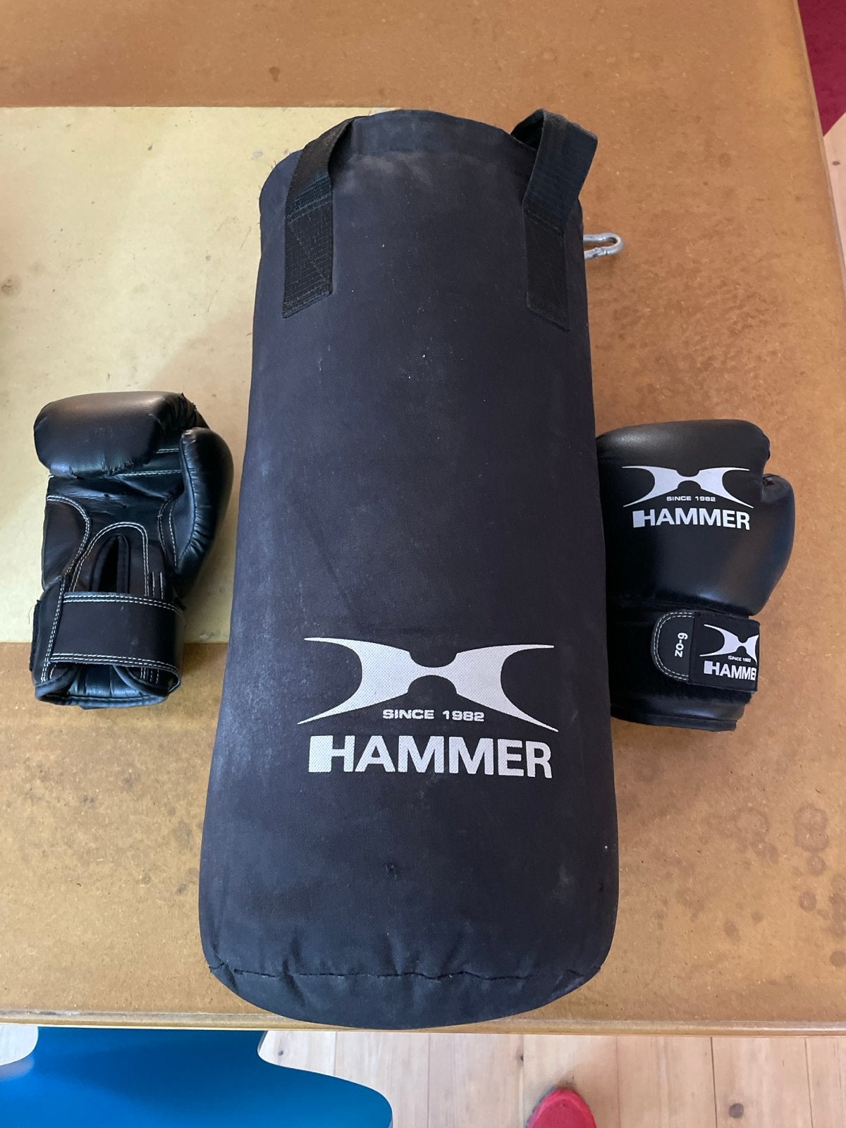 Hammer bokszak en handschoenen 6 oz, Ophalen, Gebruikt, Bokszak