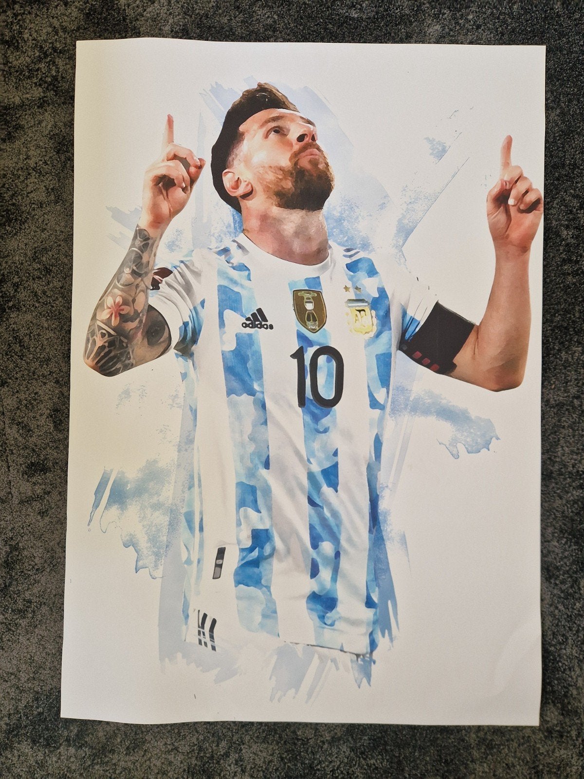 Poster Messi, 100cm hoog en 70cm breed, Rechthoekig Staand, Deurposter of groter, Ophalen of Verzenden, Zo goed als nieuw