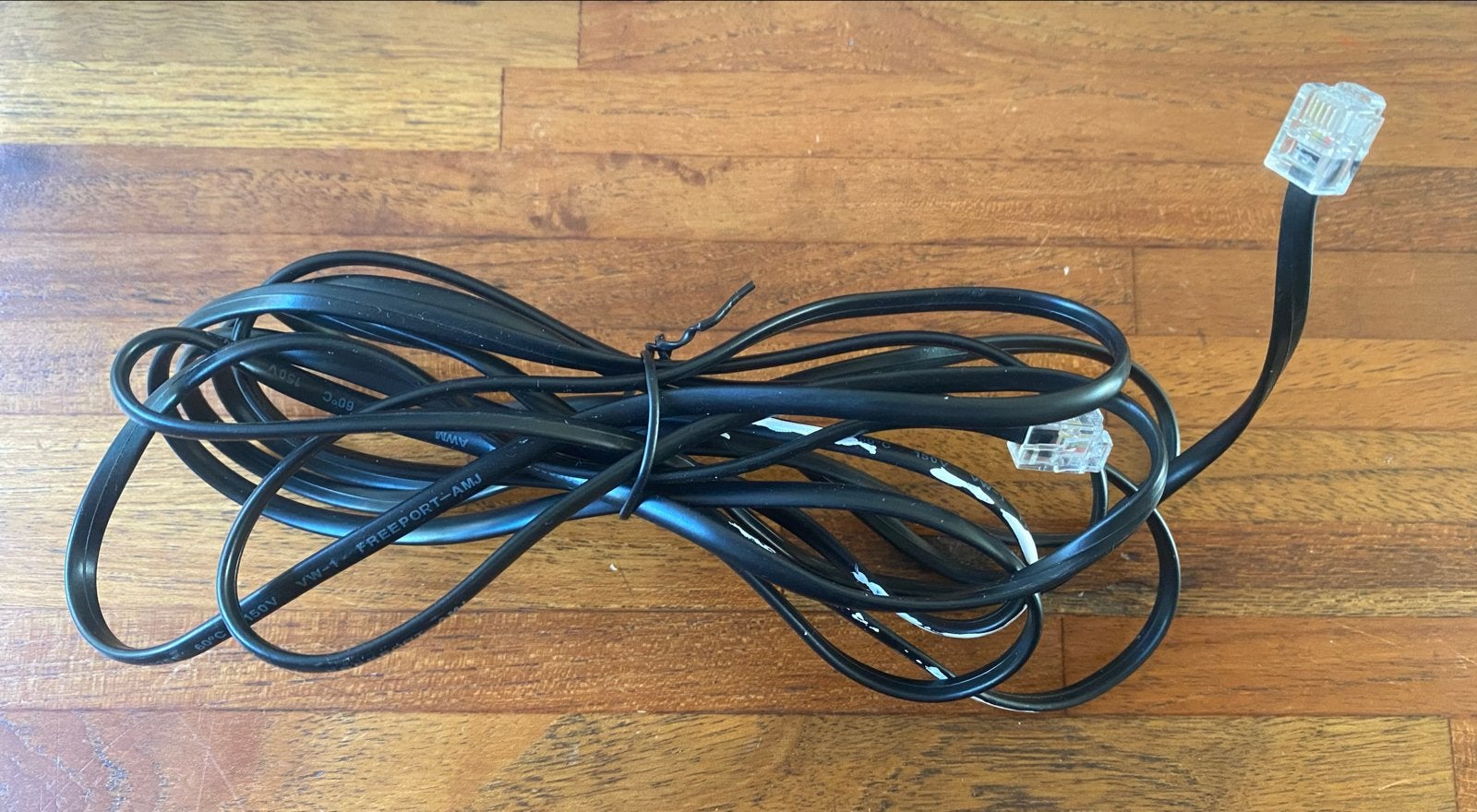 Zwart internetkabel - 2 meter - AWM 20251 150V, Computers en Software, Ophalen, Gebruikt
