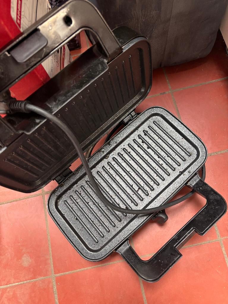 KitchenBrothers 3-in-1 Wafelijzer Tostiapparaat Zwart RVS, Ophalen of Verzenden, Uitneembare platen, Gebruikt