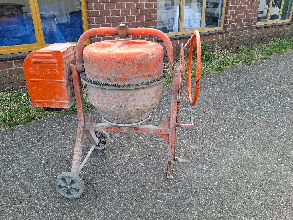 Betonmolen Atika 145 liter, Ophalen