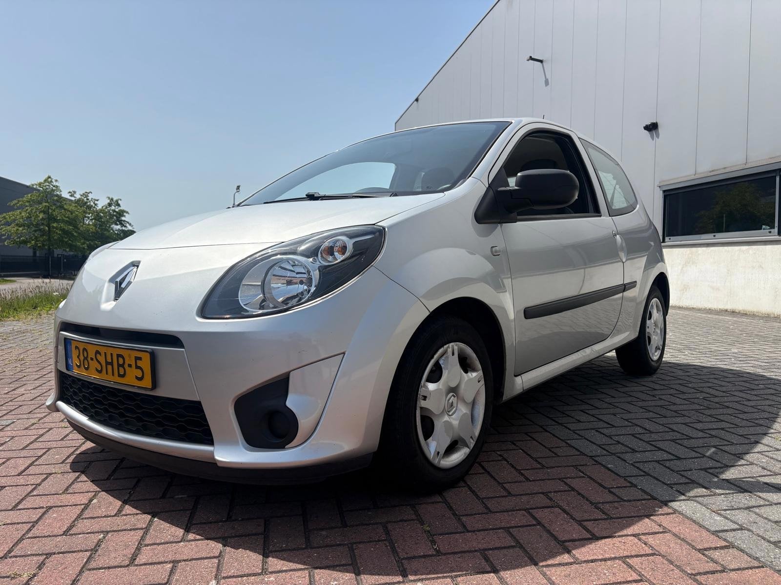 Renault Twingo 1.2-16V Authentique-NWE koppeling, Twingo, Gebruikt, 4 cilinders, 4 stoelen